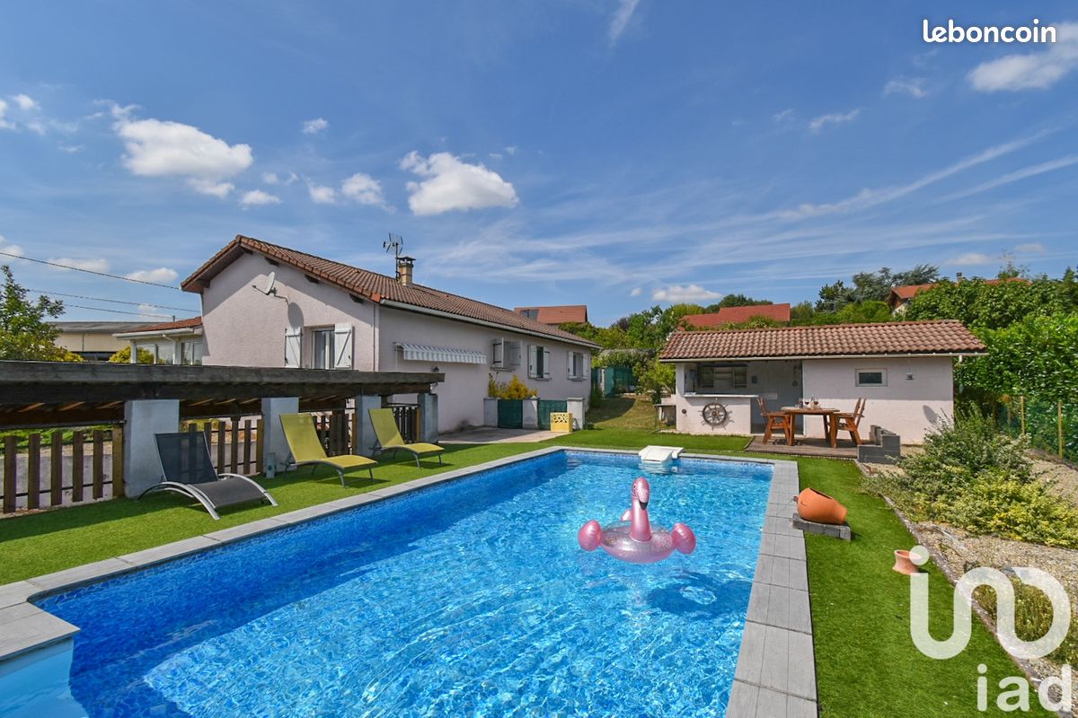 5-Zimmer Haus in Isere, France, Nr. 342529