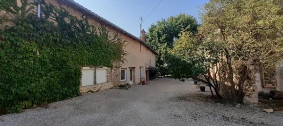 Casa T3 em Uchizy, France N.º 353592 2