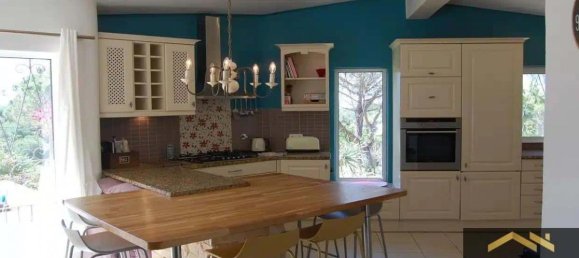 Villa de 4 dormitorios en Porches, Portugal No. 9296 11