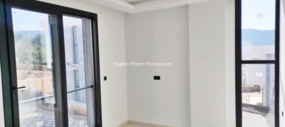 Villa 3+1 in Akbuk, Turkey No. 8866 8