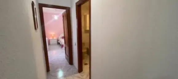 Apartamento de 3 dormitorios en Almería, Spain No. 189002 3