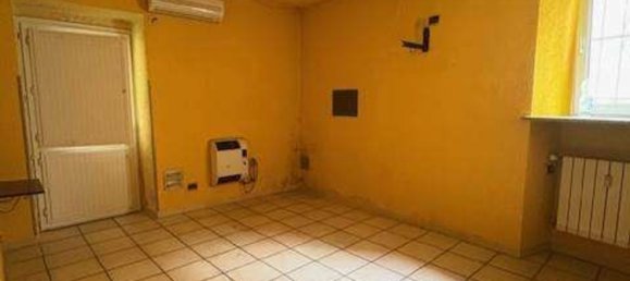 2 bedrooms Apartment in Cameri, Italy No. 379017 5