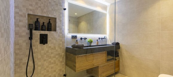 Ático de 3 dormitorios en Marbella, Spain No. 154950 14