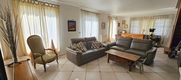 6 bedrooms House in Boutigny-sur-Essonne, France No. 166942 8