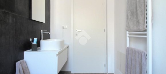 2 bedrooms Apartment in Pavia, Italy No. 378883 18