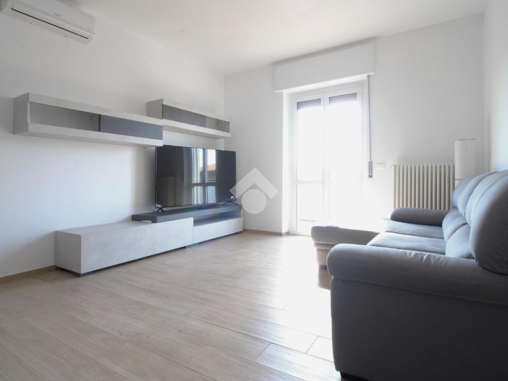 2 bedrooms Apartment in Pavia, Italy No. 378883
