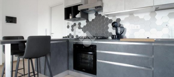 2 bedrooms Apartment in Pavia, Italy No. 378883 6