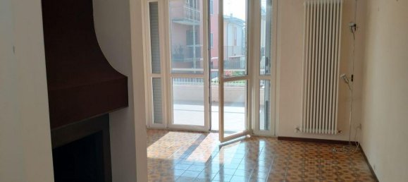 4 rooms Villa in Maleo, Italy No. 164425 3