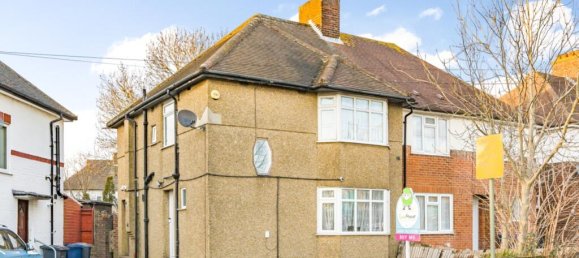 3 bedrooms House in London, United Kingdom No. 13441 11