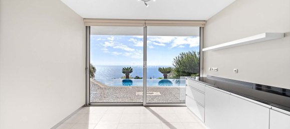 4 bedrooms Villa in Calheta, Portugal No. 125243 20