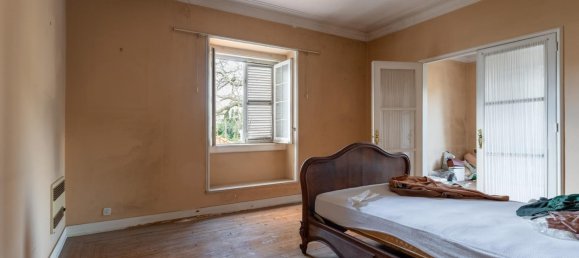 9 bedrooms Villa in Lisbon, Portugal No. 105146 12