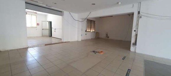 210m² Building in Occhiobello, Italy No. 92167 4