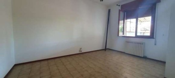 210m² Building in Occhiobello, Italy No. 92167 24