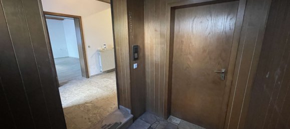 Здание с 5 спальнями в Бад-Кройцнах, Германия № 205870 20