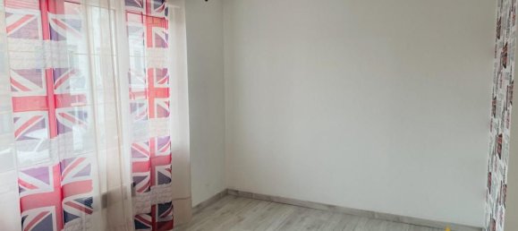 3 chambres Maison à Cambrai, France No. 55982 2