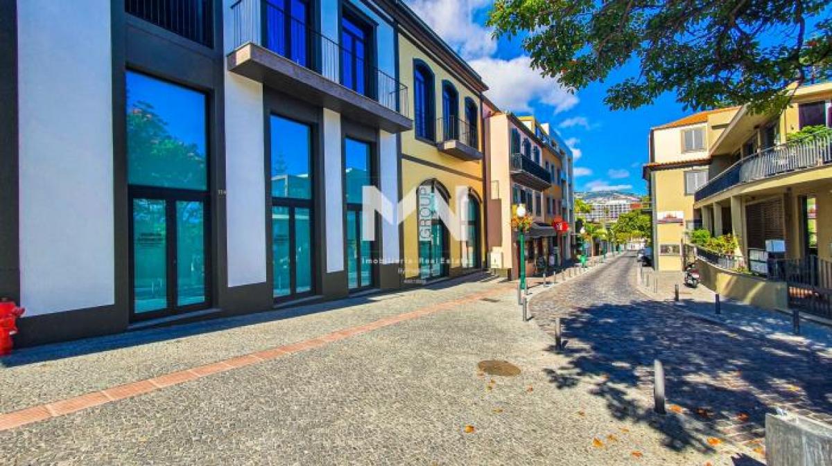 41m² Shop in Funchal, Portugal No. 1914