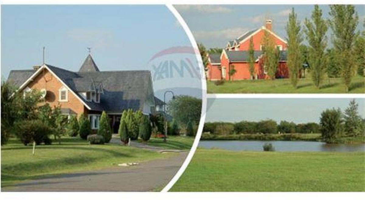  Land in Pilar, Argentina No. 32323