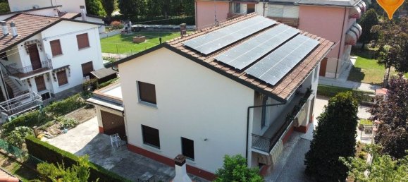 5 bedrooms House in Malalbergo, Italy No. 362377 2