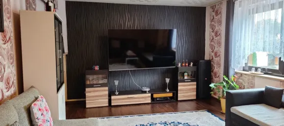 6 rooms Building in Altenkirchen, Germany No. 146767 8