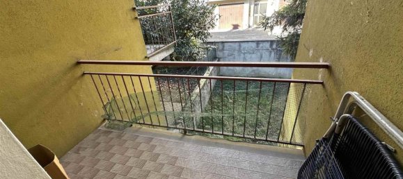 3 rooms Apartment in Gropparello, Italy No. 227773 18