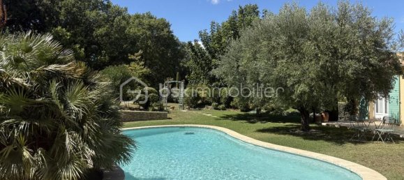 4 bedrooms Villa in Lauris, France No. 321924 4