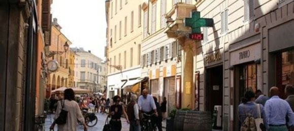 470m² Building in Parma, Italy No. 74955 9