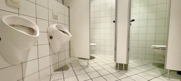 589m² Commercial property in Kulmbach, Germany No. 17540 5