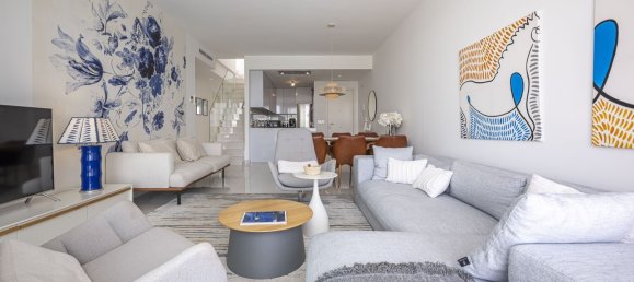 3 bedrooms Penthouse in Estepona, Spain No. 148797 4