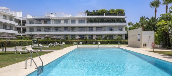 3 bedrooms Penthouse in Estepona, Spain No. 148797 38