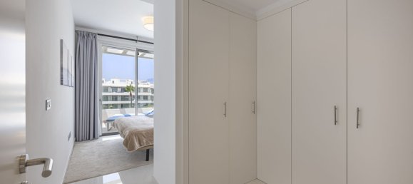 3 bedrooms Penthouse in Estepona, Spain No. 148797 15