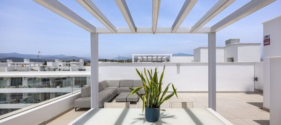 3 bedrooms Penthouse in Estepona, Spain No. 148797 5