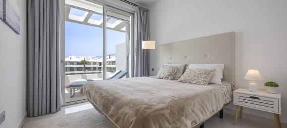 3 bedrooms Penthouse in Estepona, Spain No. 148797 23