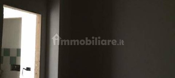 2-Zimmer Gewerbliche Immobilie in Livorno, Italy, Nr. 148451 7