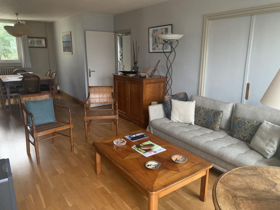 2 Schlafzimmer Wohnung in La Celle-Saint-Cloud, France, Nr. 146808