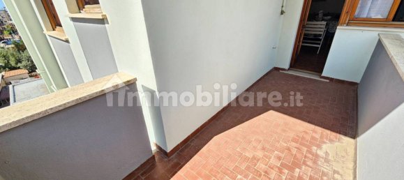 Квартира с 1 спальней в Неттуно, Италия № 350287 4