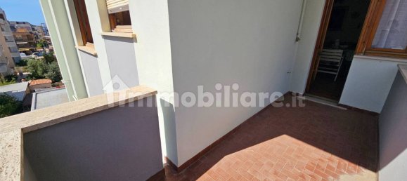 Квартира с 1 спальней в Неттуно, Италия № 350287 10