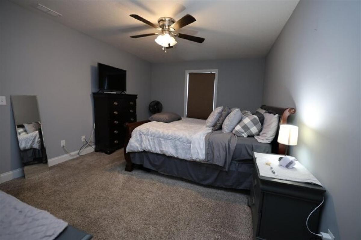 3 bedrooms House in Glasgow, USA No. 420928