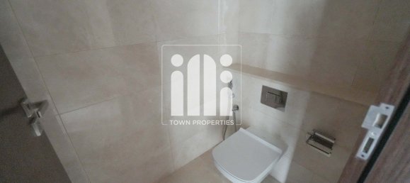 4 bedrooms Villa in Yas Island, UAE No. 5621 19