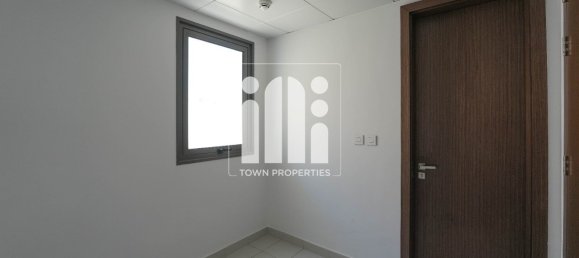 4 bedrooms Villa in Yas Island, UAE No. 5621 15