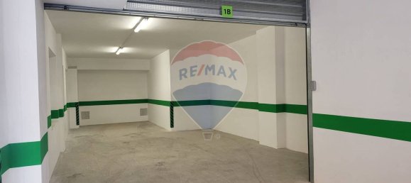 14m² Garage in Rome, Italy No. 176717 2