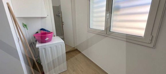 Квартира с 2 комнатами в Бари, Италия № 29848 2