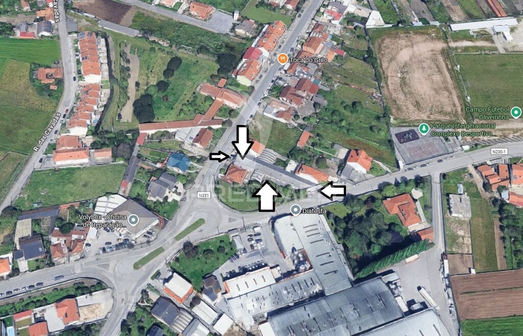 Entrepôt à Oliveirinha, Portugal 546m² No. 239510