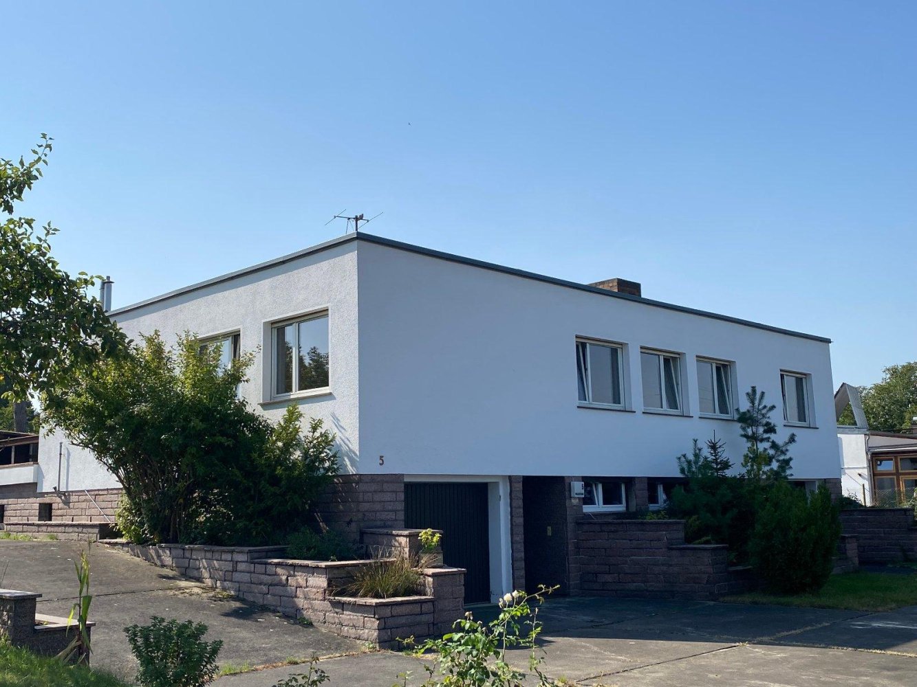 Дом с 7 комнатами в Riesa, Германия № 75664