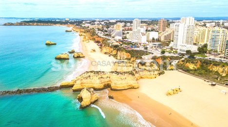 351m² Building in Portimao, Portugal No. 121129