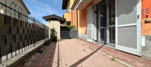 2 rooms Apartment in Pessano con Bornago, Italy No. 60072 20