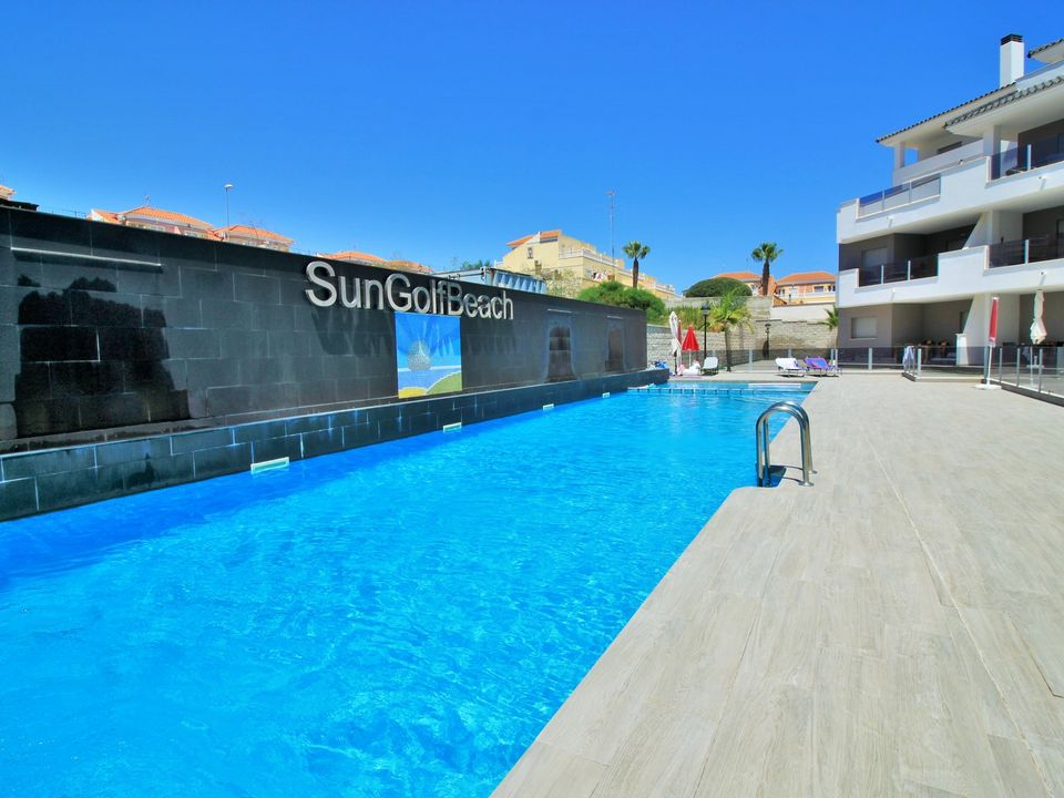 2 bedrooms Apartment in Alicante, Spain No. 181531