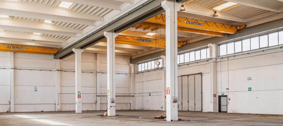 1992m² Warehouse in Arquata Scrivia, Italy No. 174766 8