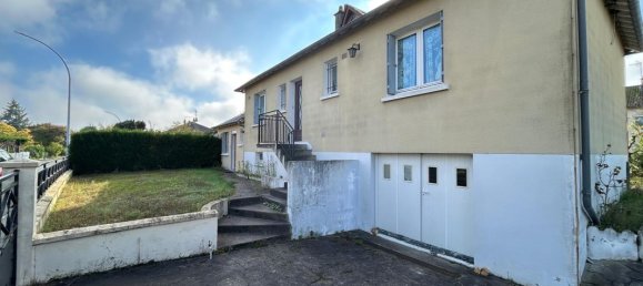 Casa de 4 dormitorios en Romorantin-Lanthenay, France No. 228495 3