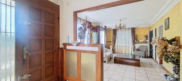 Casa de 6 dormitorios en Olivet, France No. 263211 2