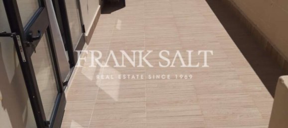 1 bedroom Penthouse in Marsalforn, Malta No. 5838 10